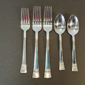 Lot Of 5 International Silver Kensington Stainless Flatware Forks Spoons - Used